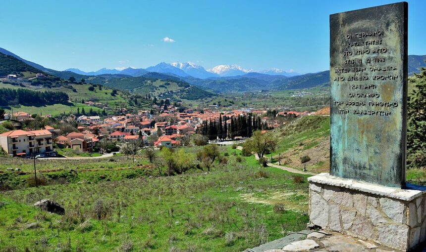 Kalavryta, the cog railway and the cave of lakes tour from Athens