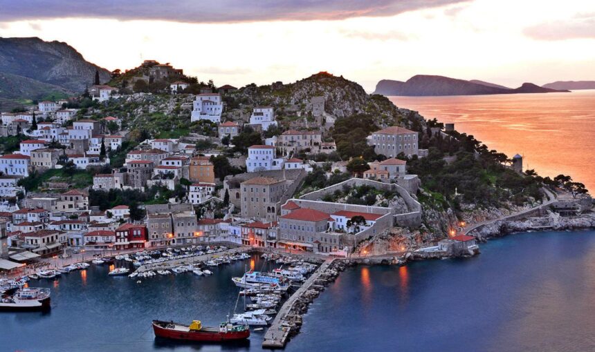 Full Day Tour in Hydra and Poros